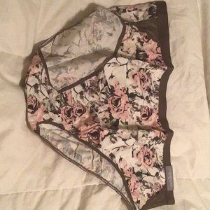 Cream and brown panties 4x NWT Catherine’s